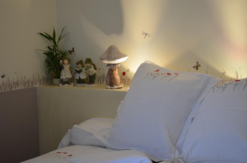 Bed and Breakfast Couette Et Cafe Creme Le Coudray Zimmer foto